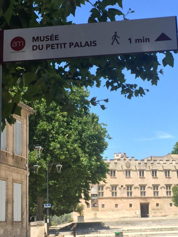 Bed and Breakfast Face Au Palais Avignon Exterior foto