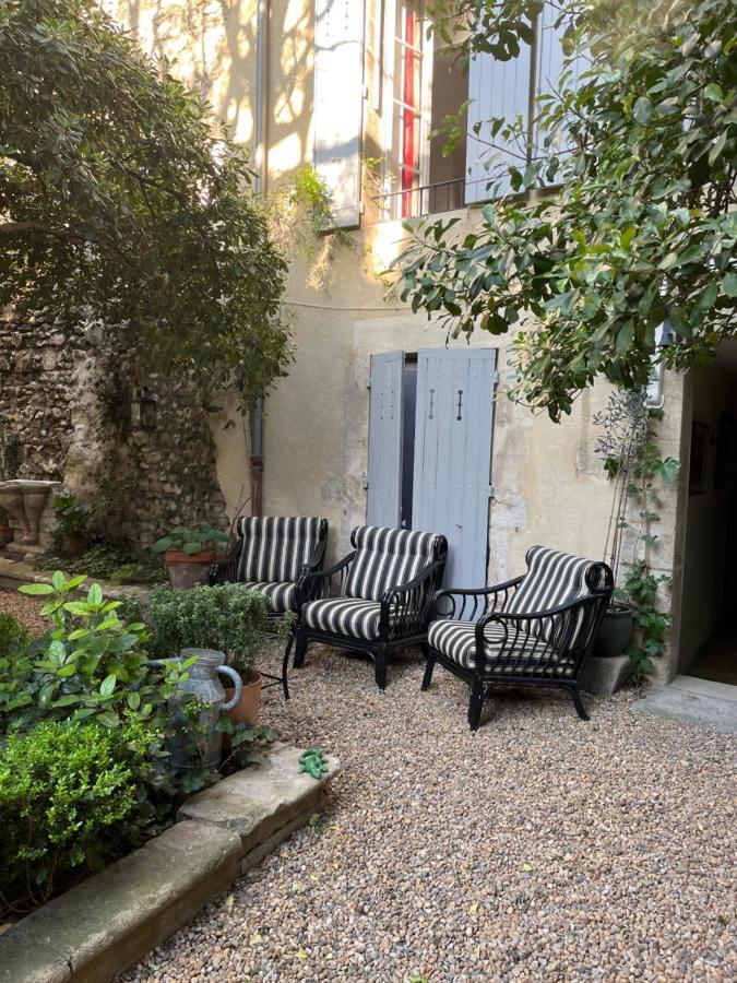 Bed and Breakfast Face Au Palais Avignon Exterior foto